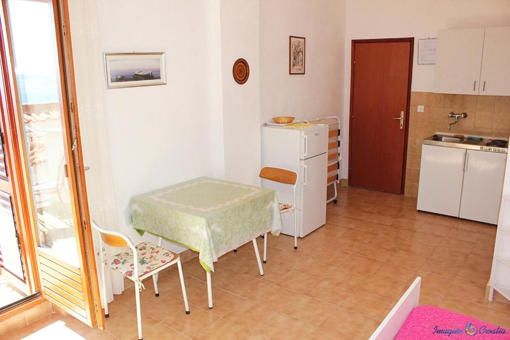 Studio Apartment In Pisak With Sea View, Balcony, Air Conditioning, Wi-Fi Ngoại thất bức ảnh